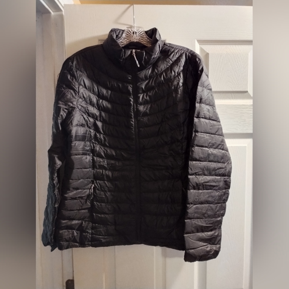 NWOT 32 Degrees Women's Stylish Goose Down Black Puffer Jacket